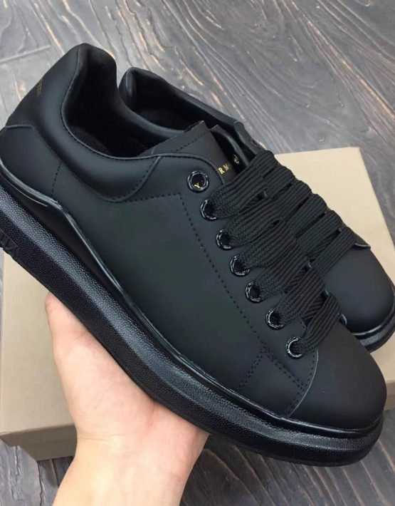 all black alexander mcqueen sneakers