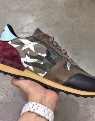 valentino camo star sneakers