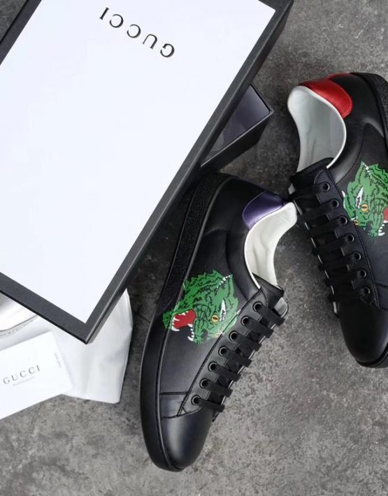 gucci tiger sneakers