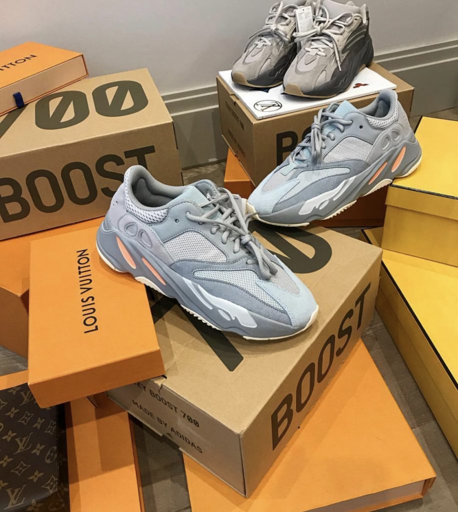 yeezy 1 000 dollars