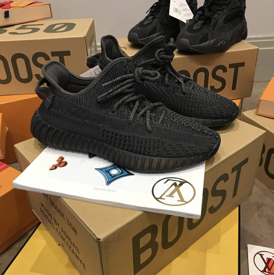Cheap Adidas Yeezy Boost 350 V2 Carbon Fz5000 Asriel Men’S Size 4 Ds Ships Fast