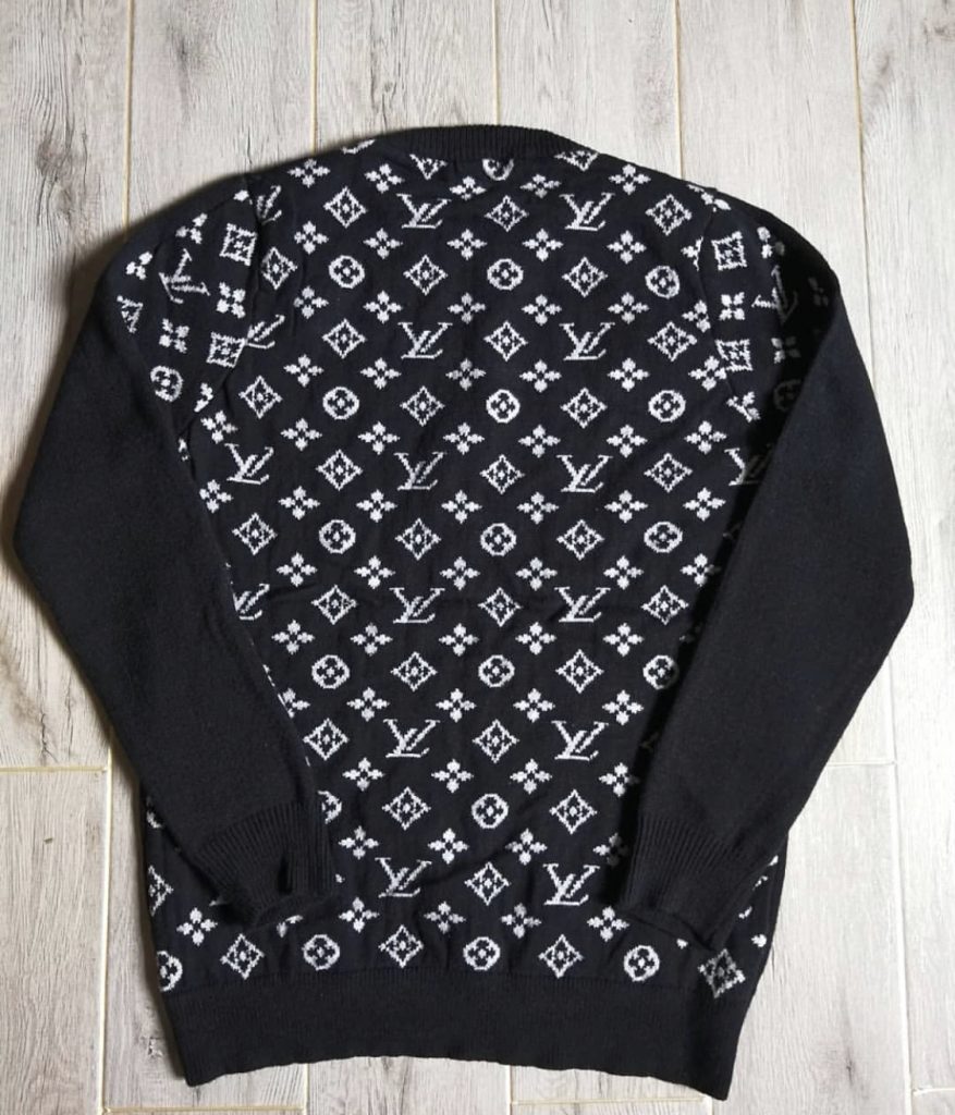 zipped monogram tie dye shirt