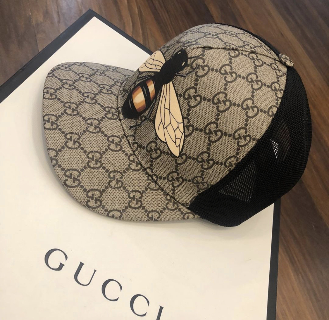 Gucci Bee Cap – billionairemart