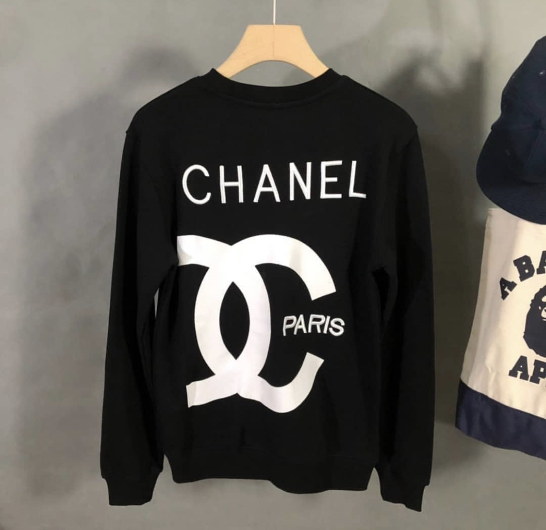 chanel black sweatshirt