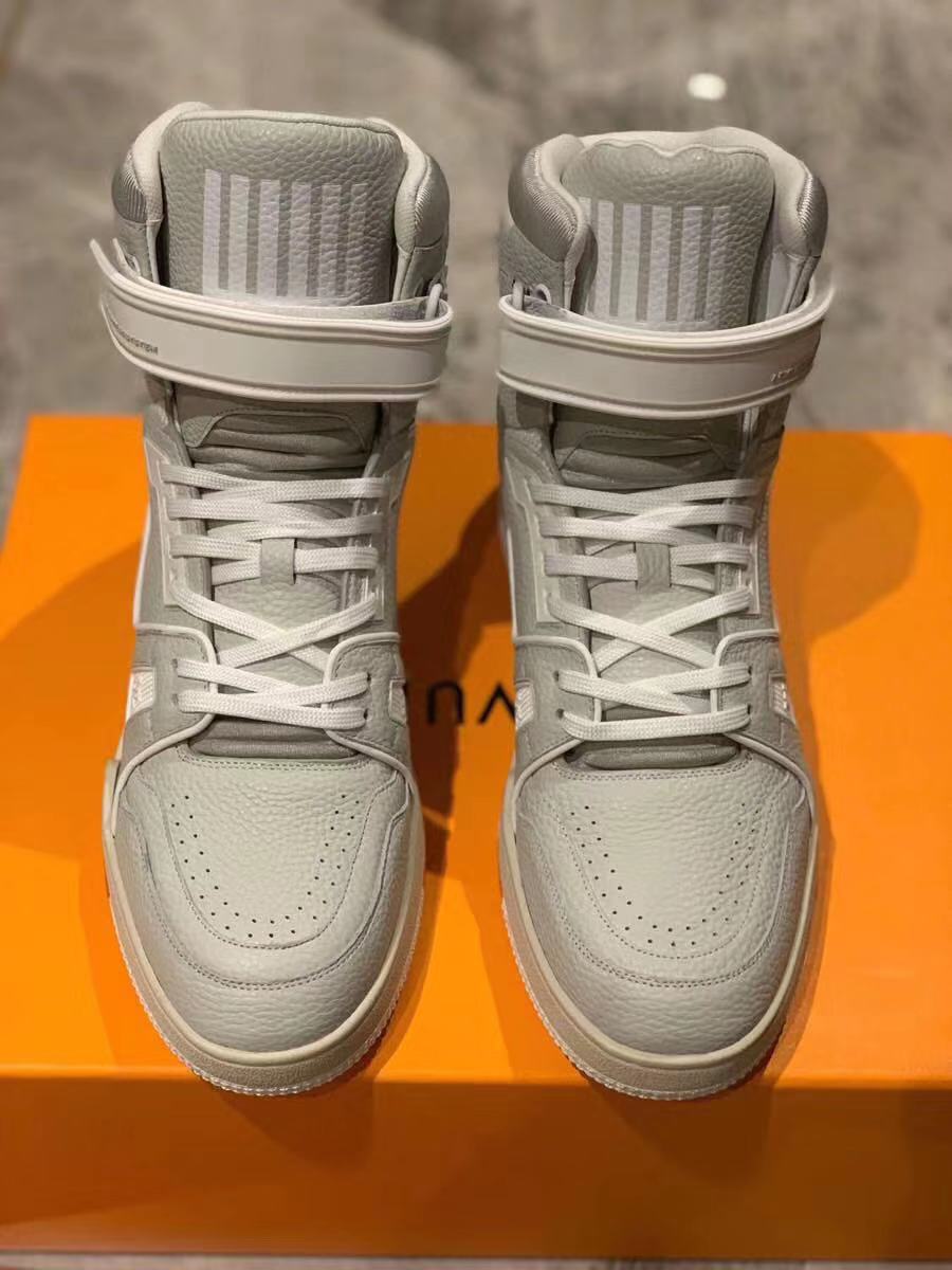 LOUIS VUITTON LEATHER HIGH TOP WHITE SNEAKERS 2019 – billionairemart