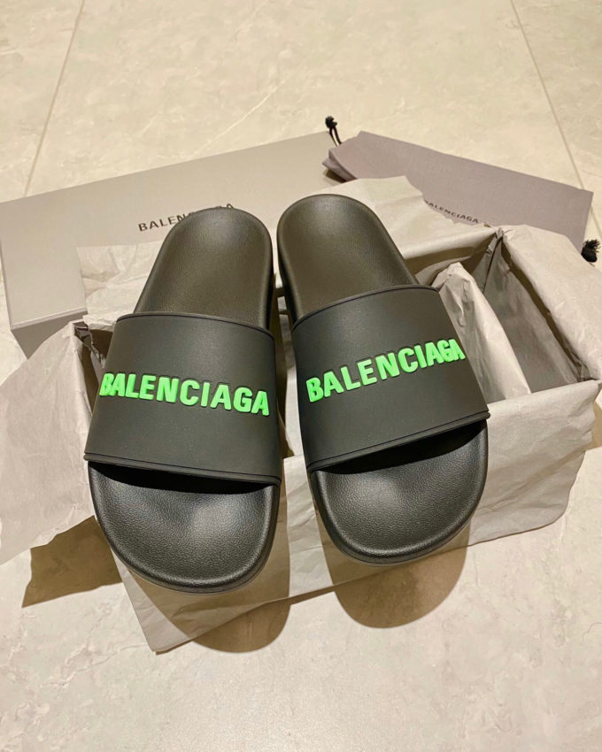 balenciaga slides brown