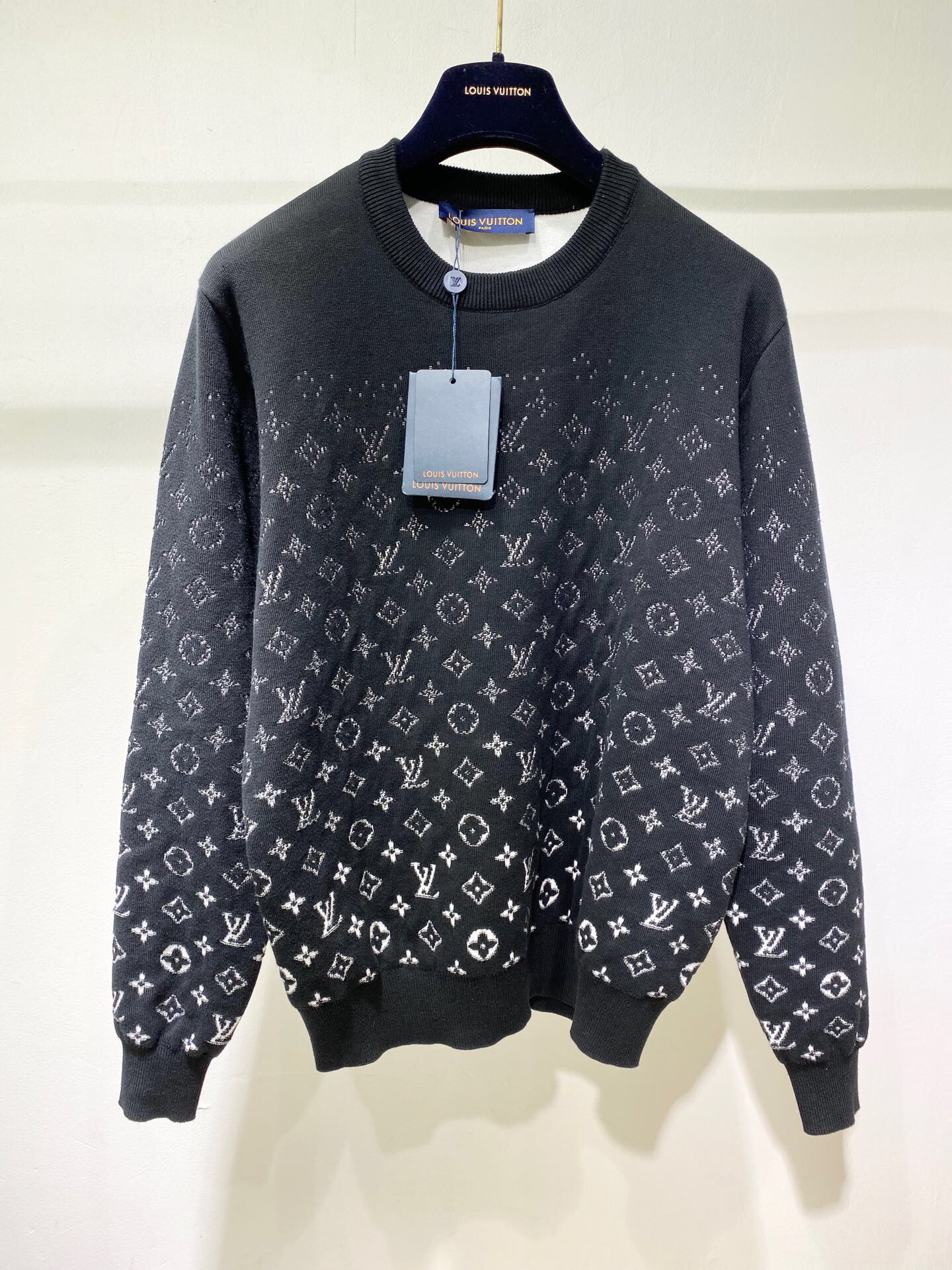 Louis Vuitton GRADIENT MONOGRAM CREWNECK Sweatshirt – billionairemart