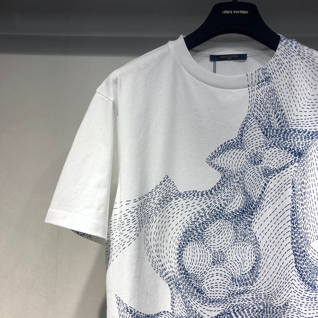Louis Vuitton Print T-Shirt - Ready-to-Wear 1A84CL