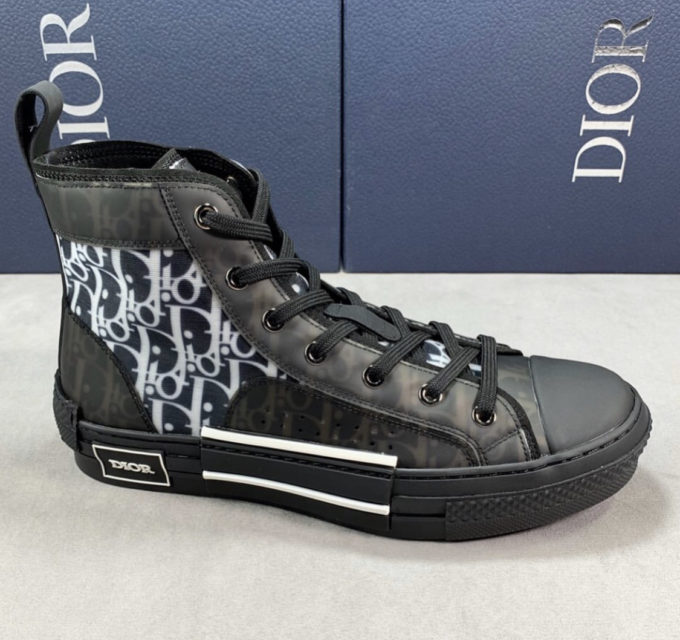 dior b23 pret