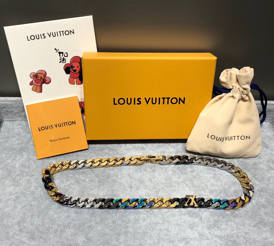 Louis Vuitton Bijoux Fantasie Necklace