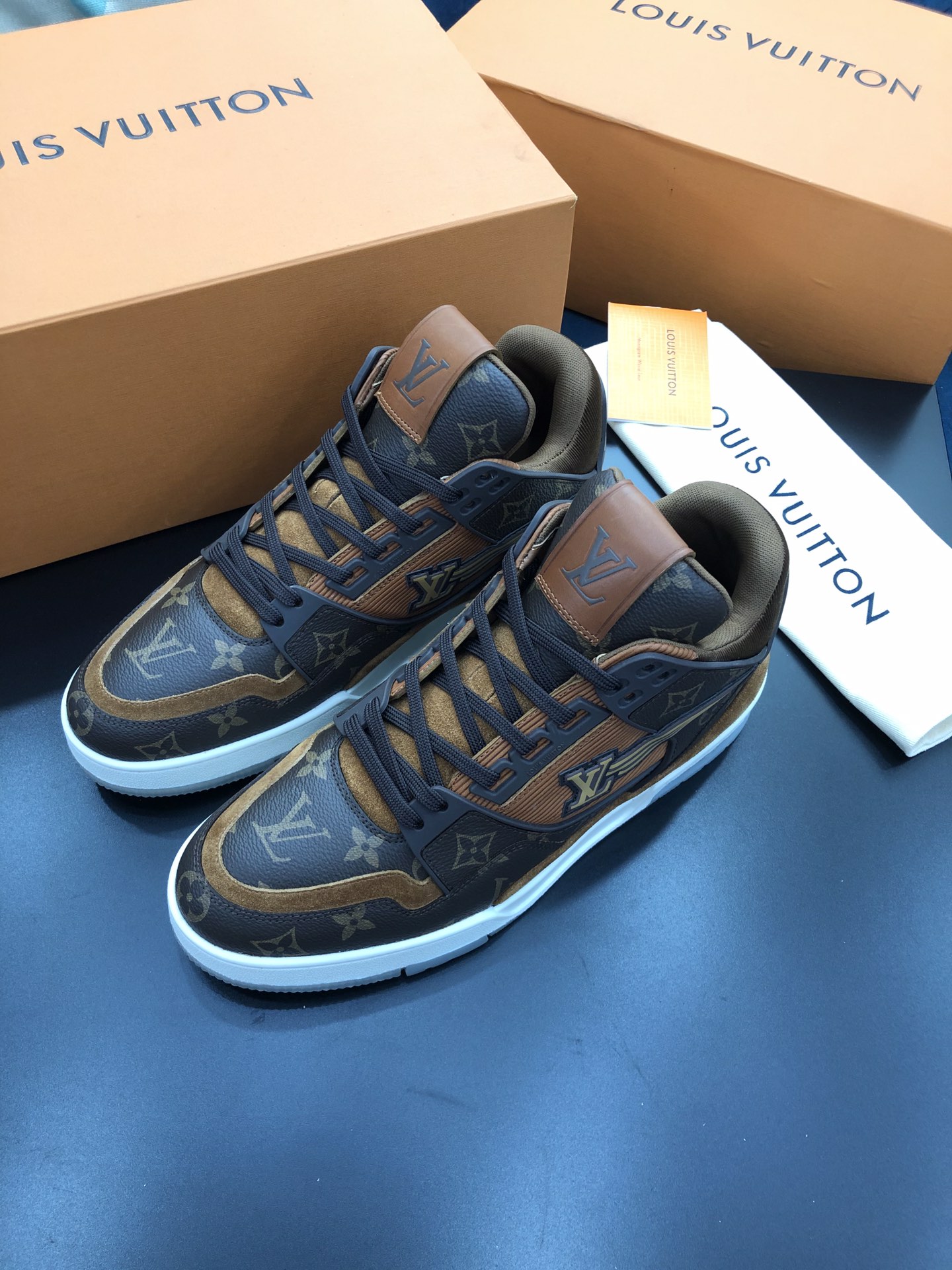 Louis Vuitton® LV Trainer Sneaker Navy. Size 05.0【2023】