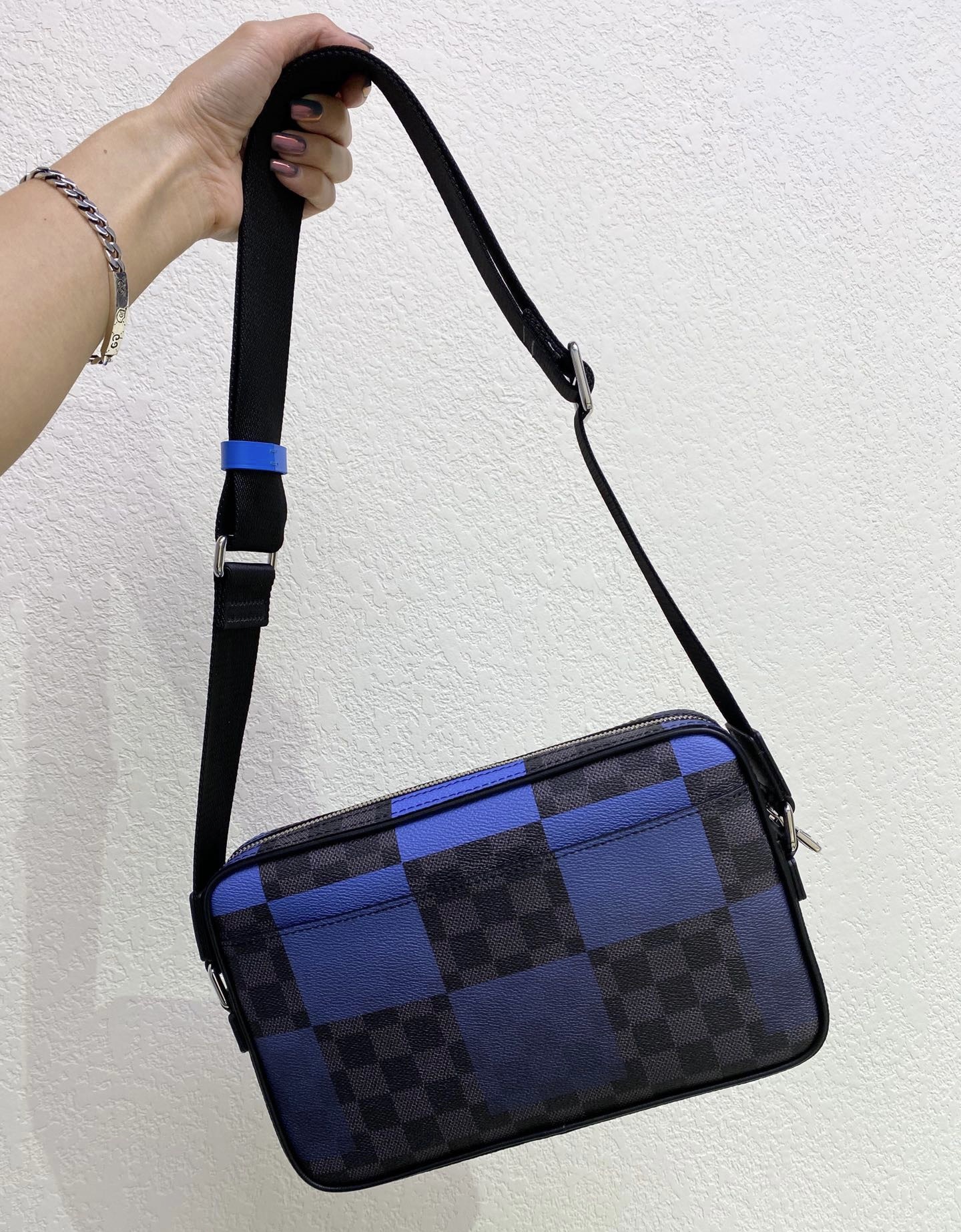LOUIS VUITTON Louis Vuitton Alpha Messenger Shoulder Bag N40188 Damier  Graphite Canvas Leather Black