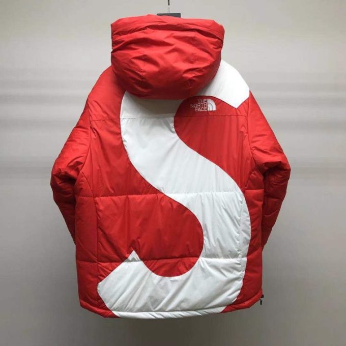 north face puffer supreme
