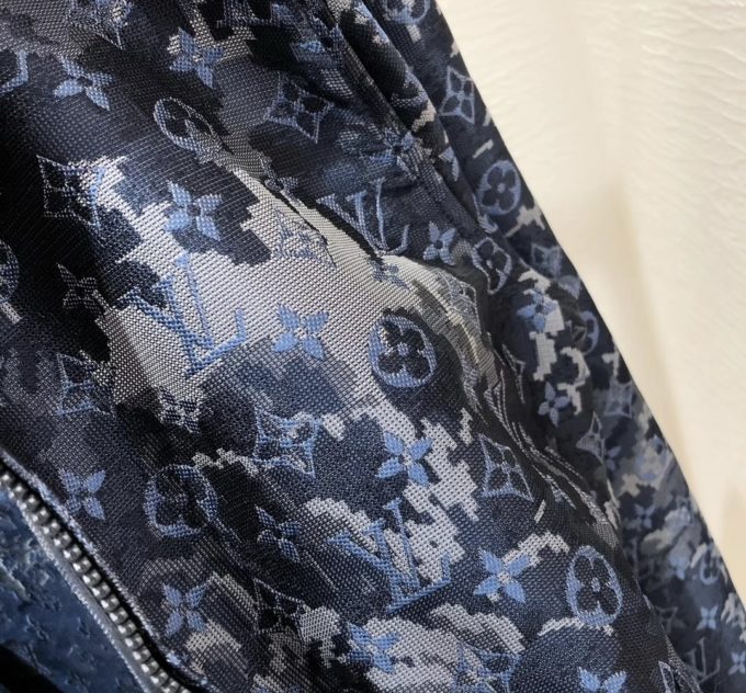 louis vuitton monogram tapestry