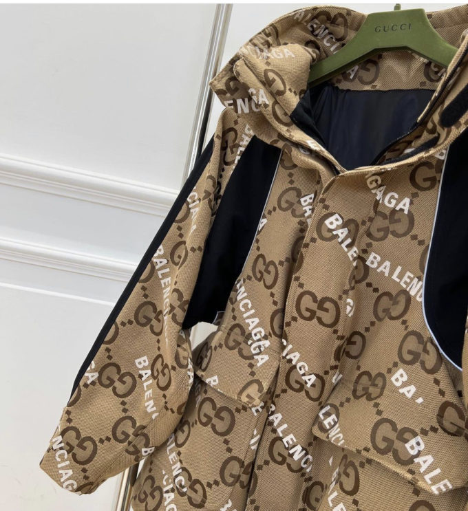 Gucci X Balenciaga The Hacker Project Jumbo GG Jacket Beige Ebony ...