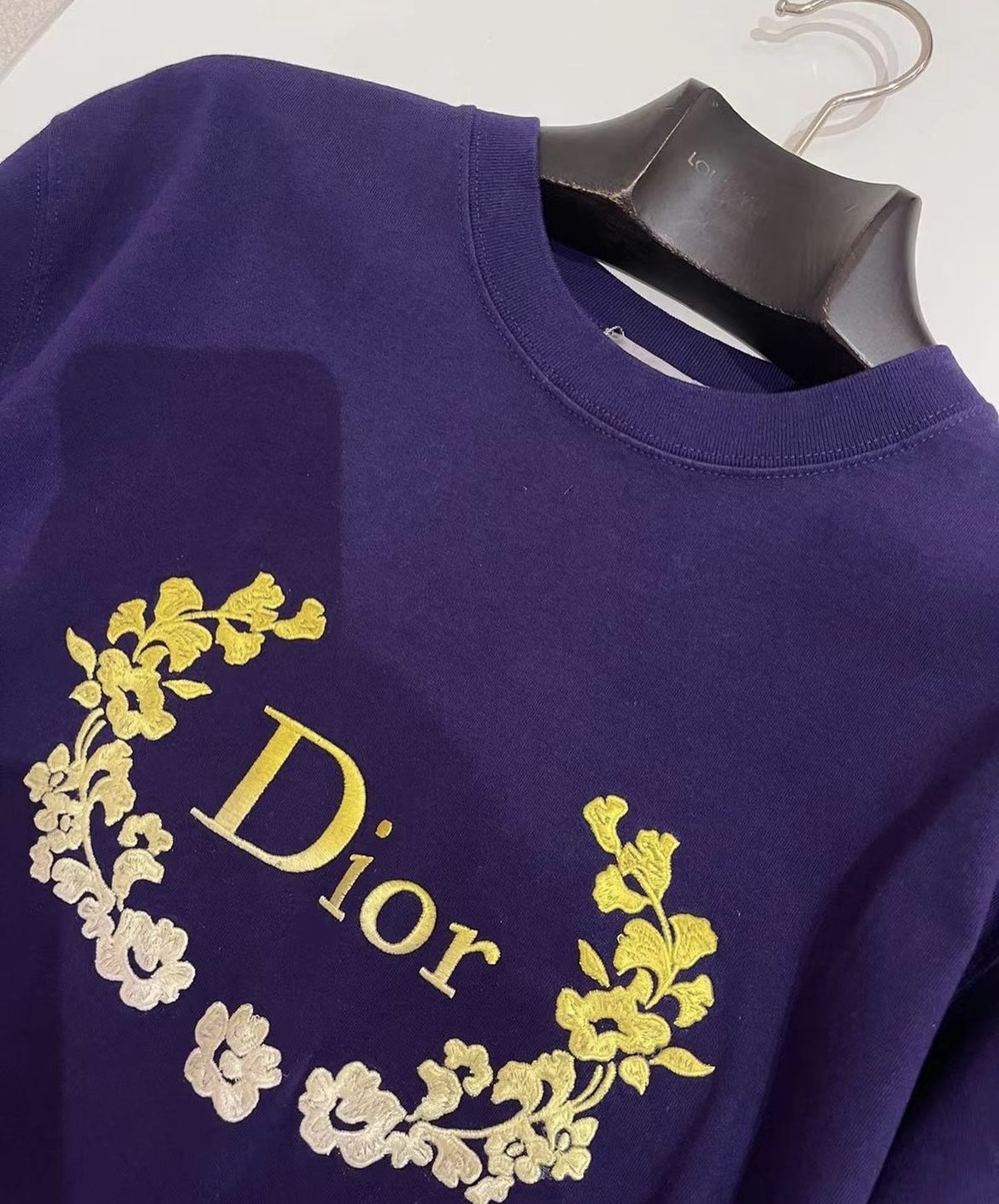 Dior RELAXED-FIT T-SHIRT Purple Cotton Jersey – billionairemart