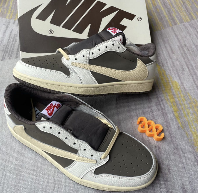 travis scott jordan 1 low retail